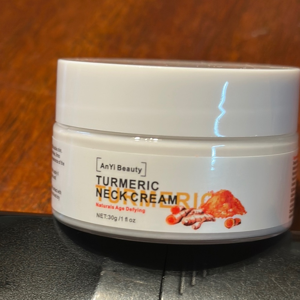Turmeric Neck Cream - White